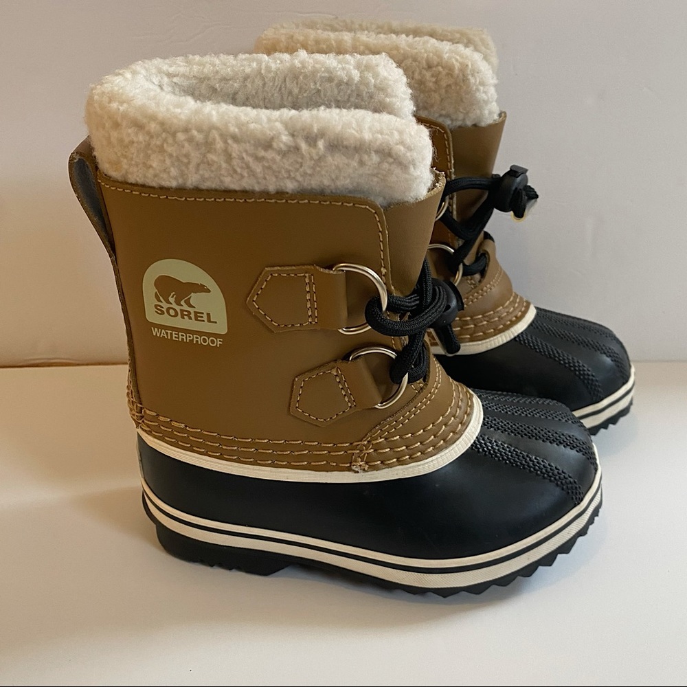 EUC - Children’s Sorel Yoot Pac Winter Boots - Size 9 (Little Kids)